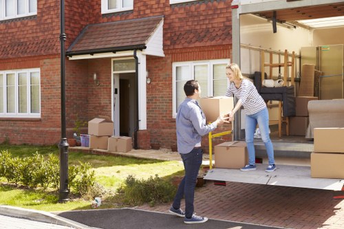 Office and residential moving truck service in Croydon